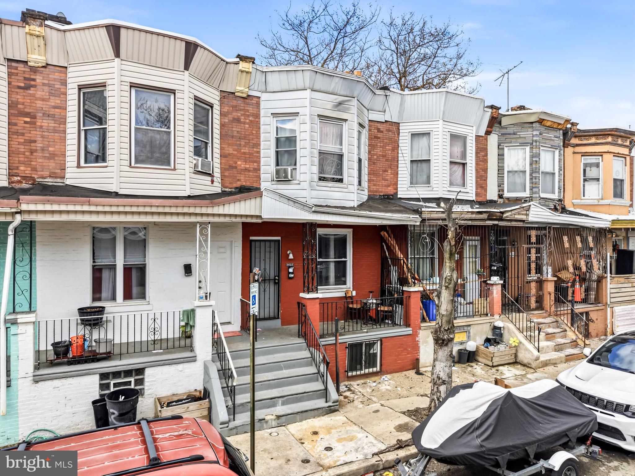 KENSINGTON - Residential