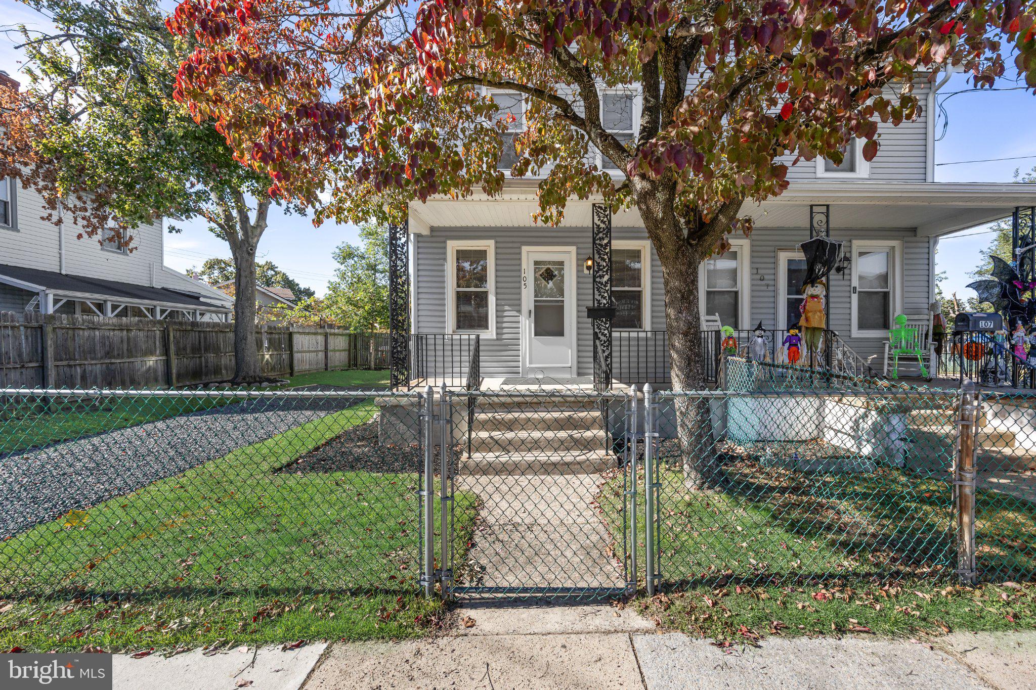 105 E WASHINGTON STREET