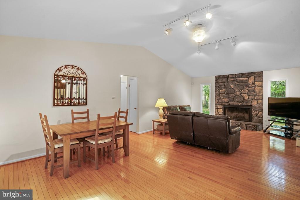 7726 SPRING OAK DRIVE