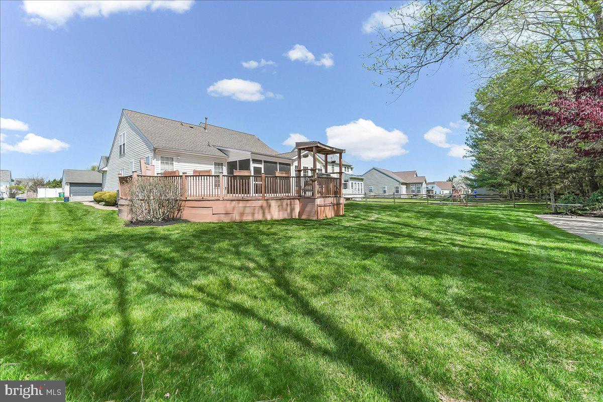 MIDDLETOWN CROSSING - Residential