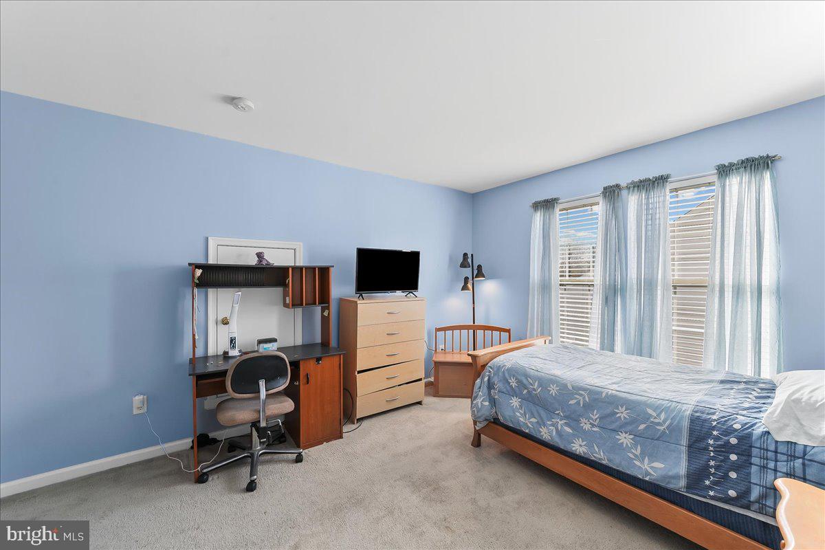 MIDDLETOWN CROSSING - Residential