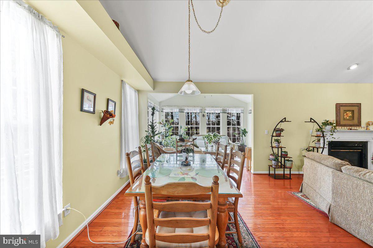 MIDDLETOWN CROSSING - Residential