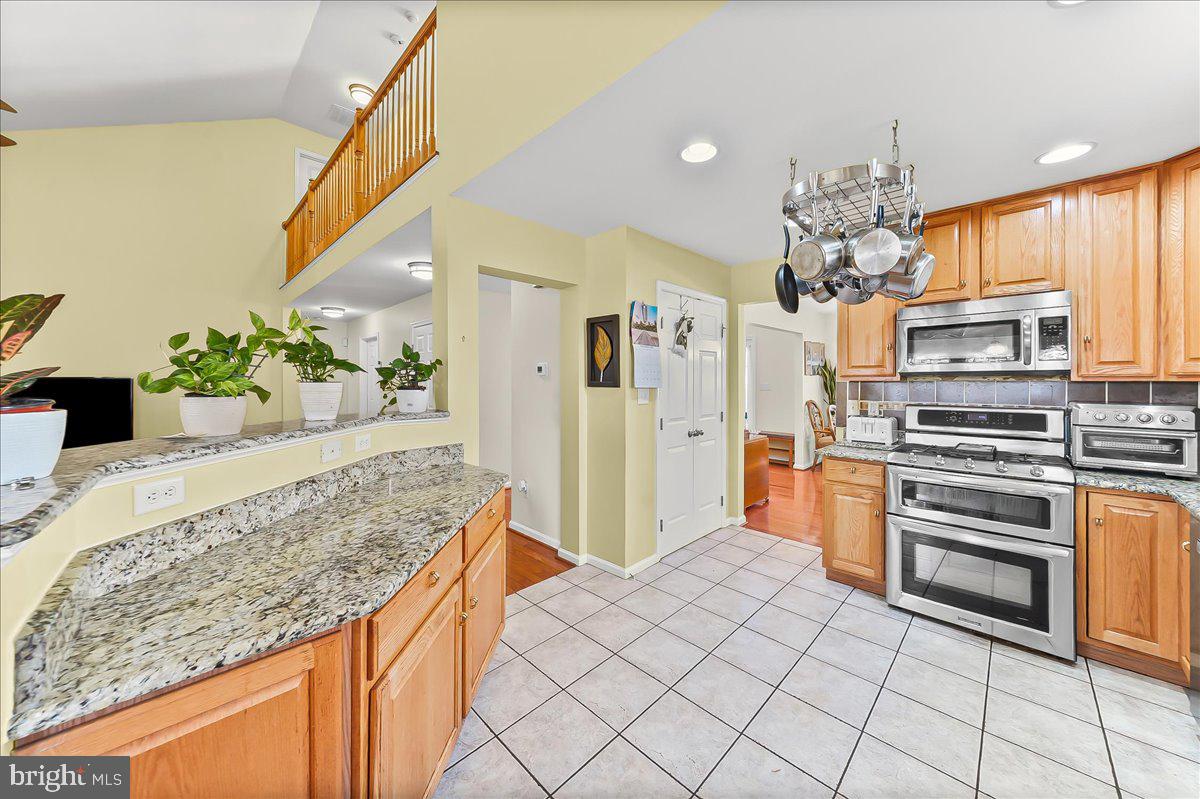 MIDDLETOWN CROSSING - Residential