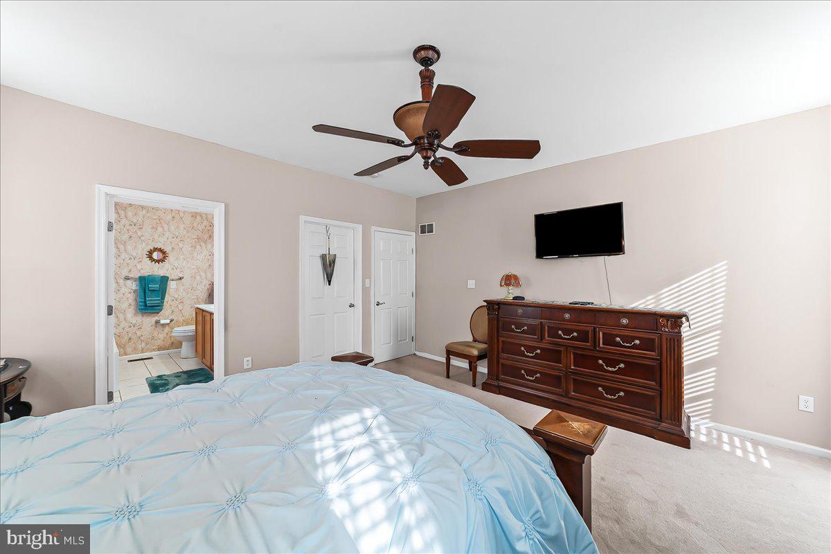 MIDDLETOWN CROSSING - Residential