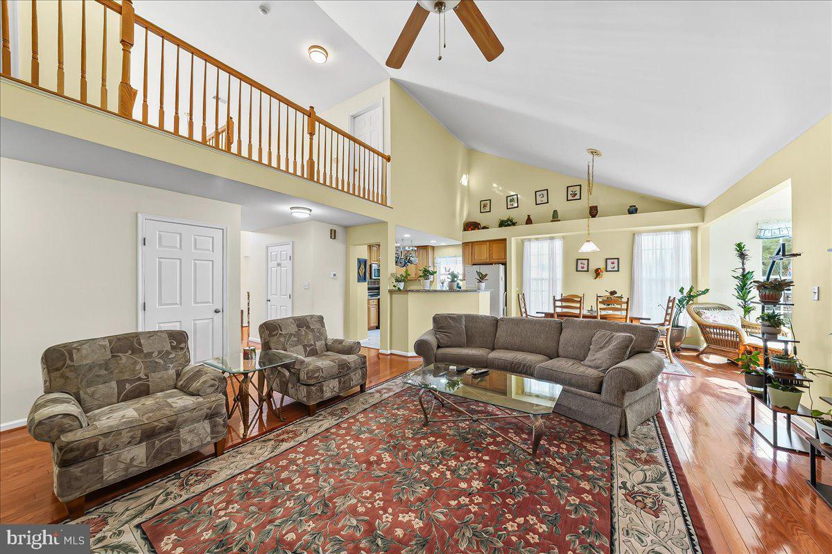 MIDDLETOWN CROSSING - Residential