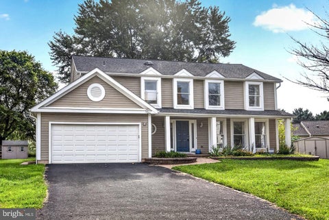 Photo of 3894 Plum Run Court, FAIRFAX, VA 22033 (MLS # VAFX2339626)