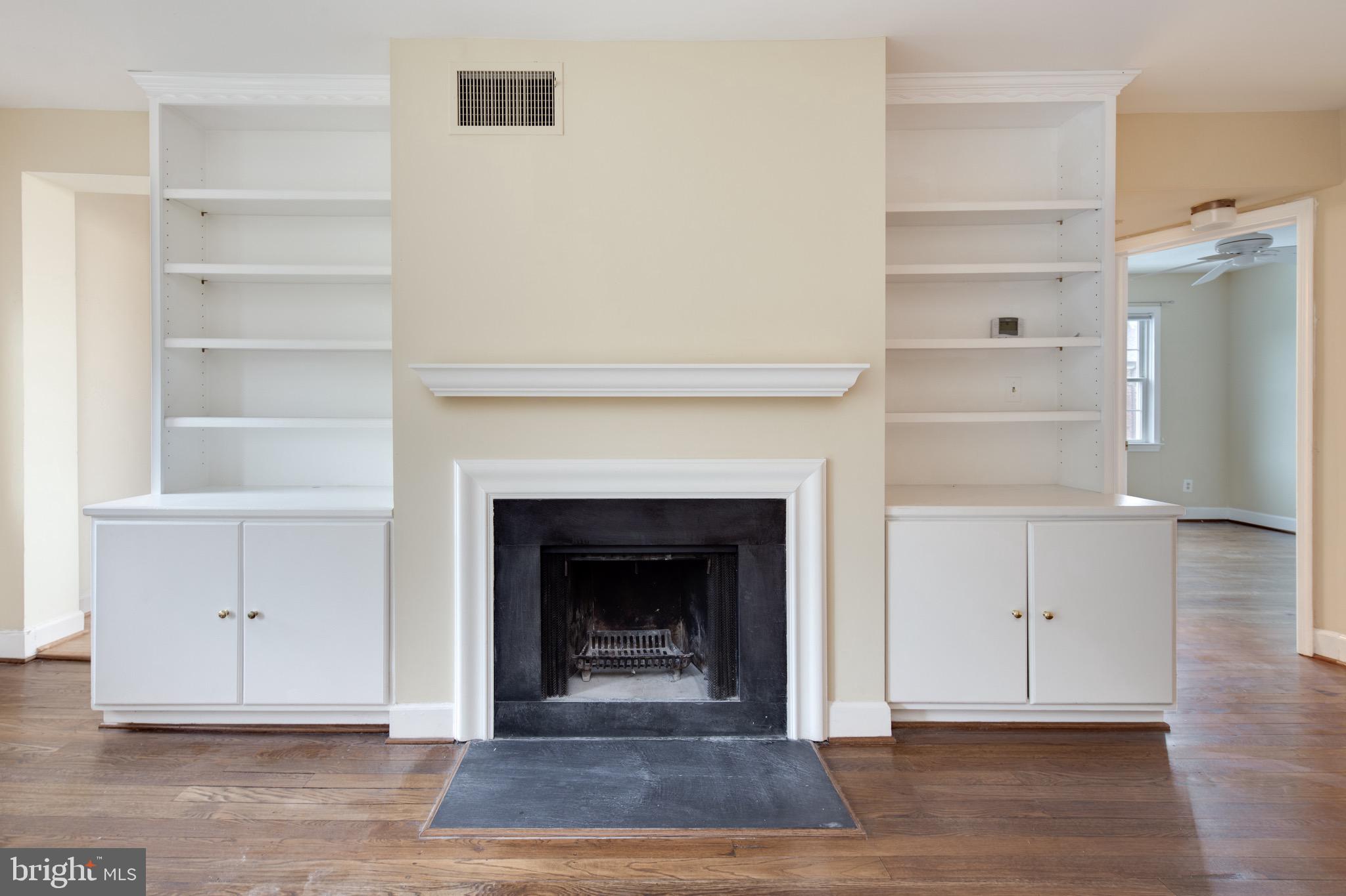 CANAL PLACE - Residential Lease