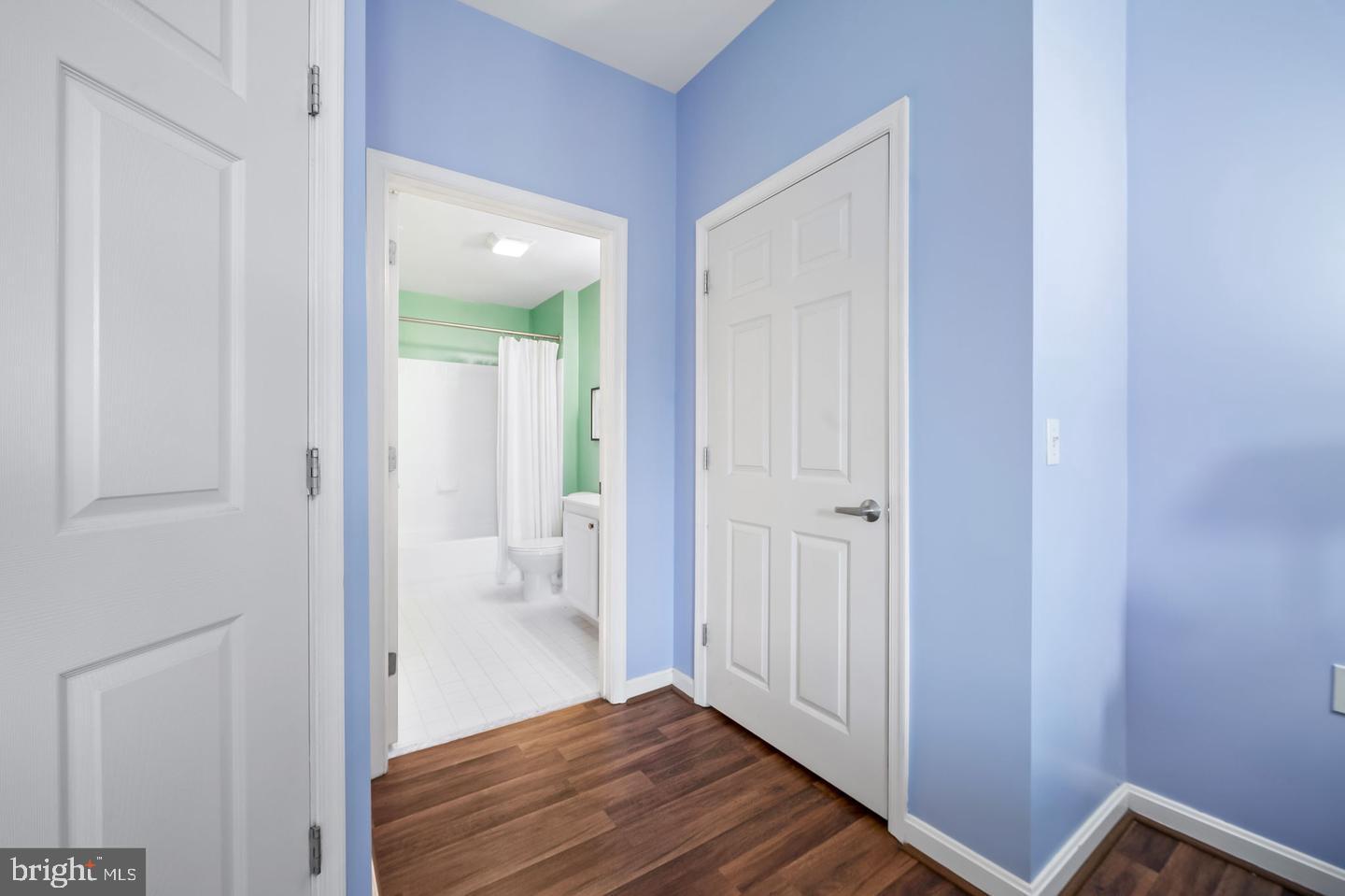 PIERSIDE AT HARBORVIEW - Residential