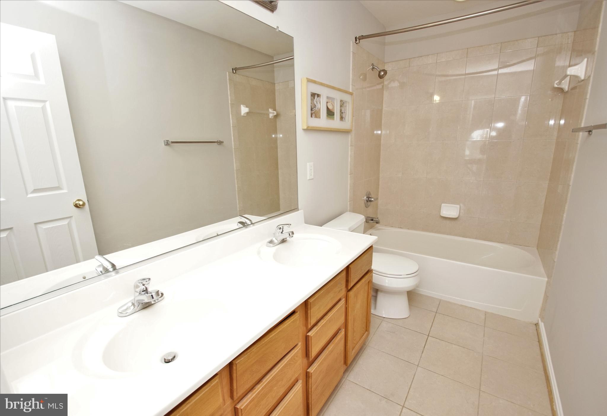 COKESBURY MANOR - Residential