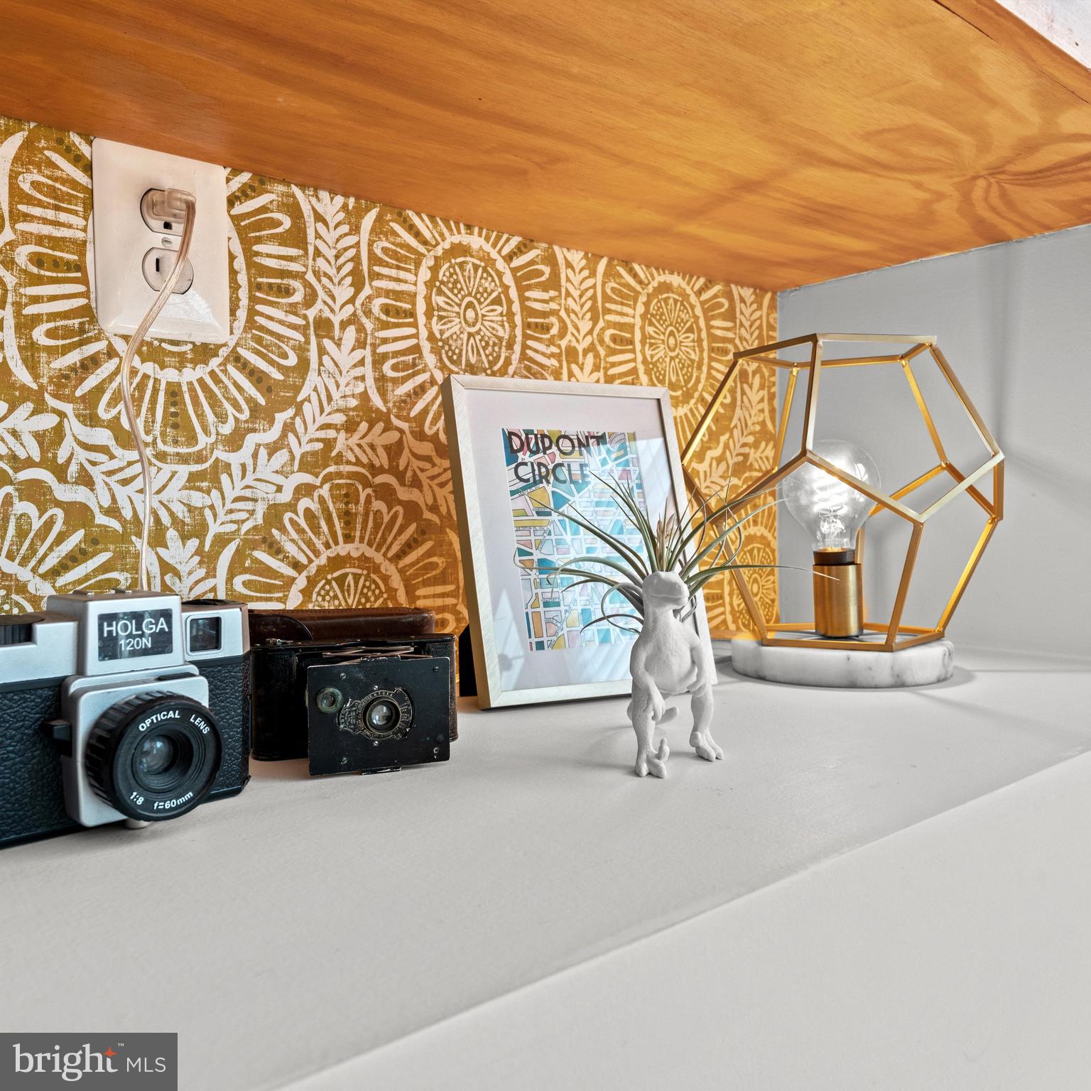 CAMERON STATION - Residential