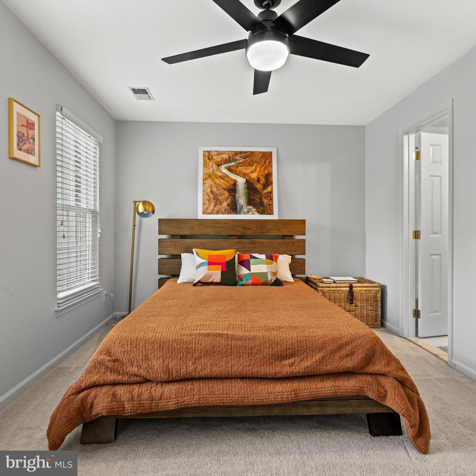 CAMERON STATION - Residential