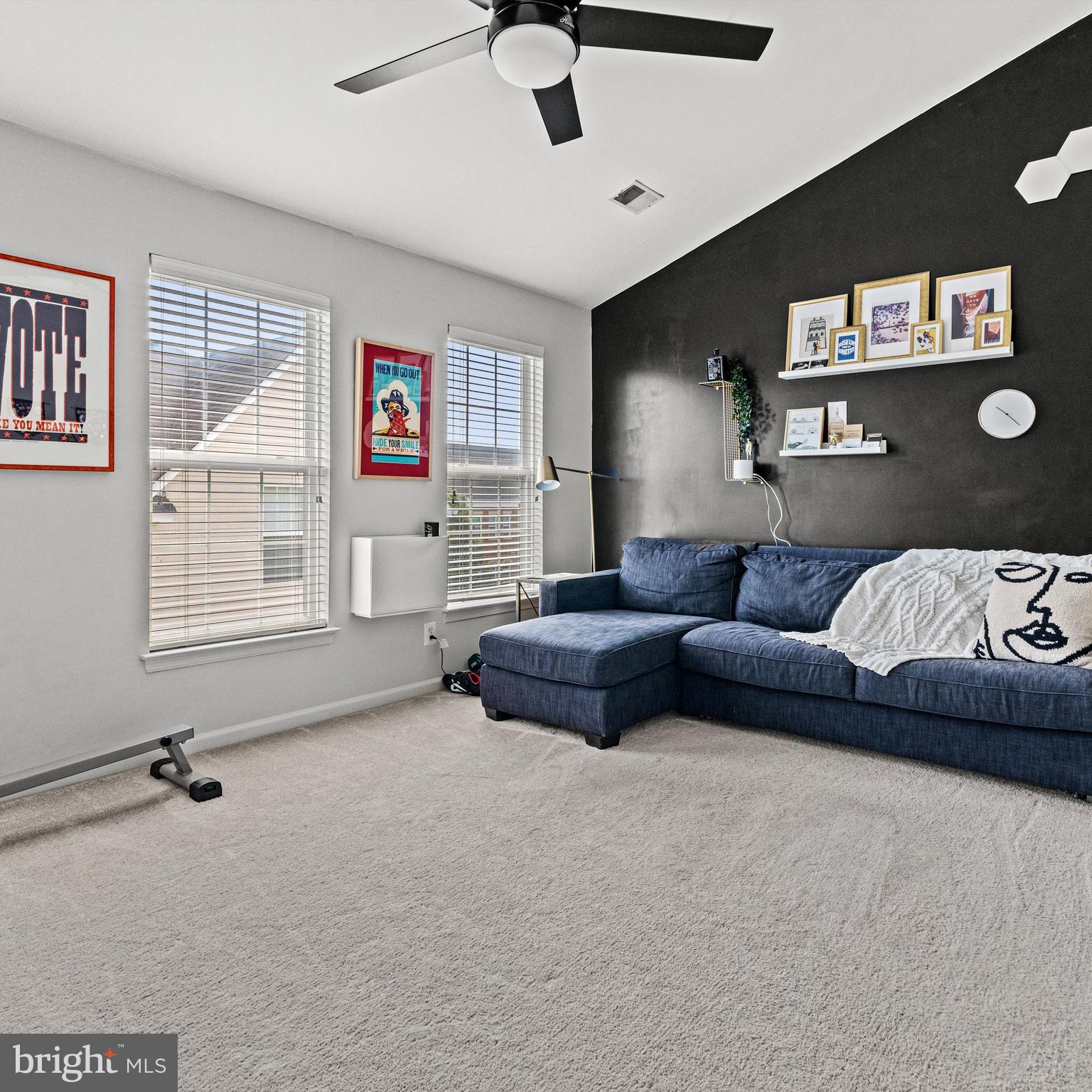 CAMERON STATION - Residential