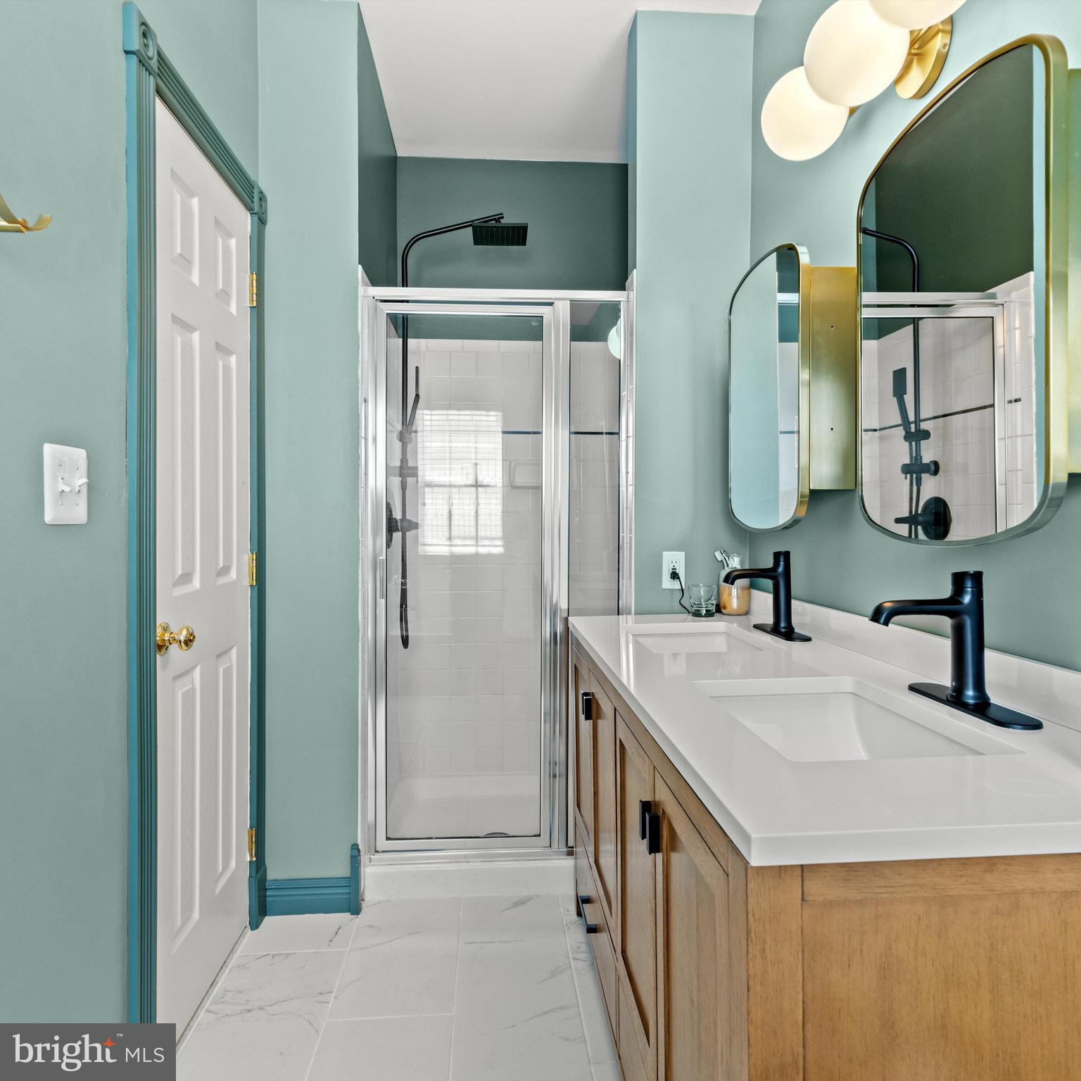 CAMERON STATION - Residential