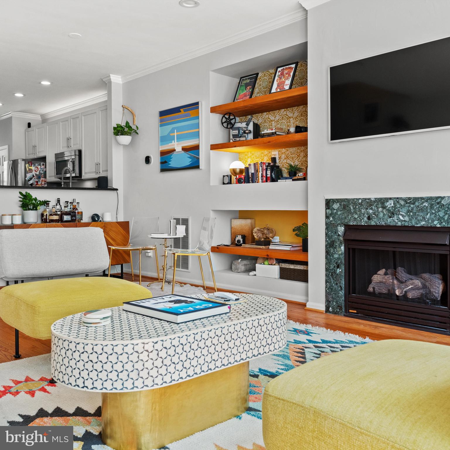 CAMERON STATION - Residential