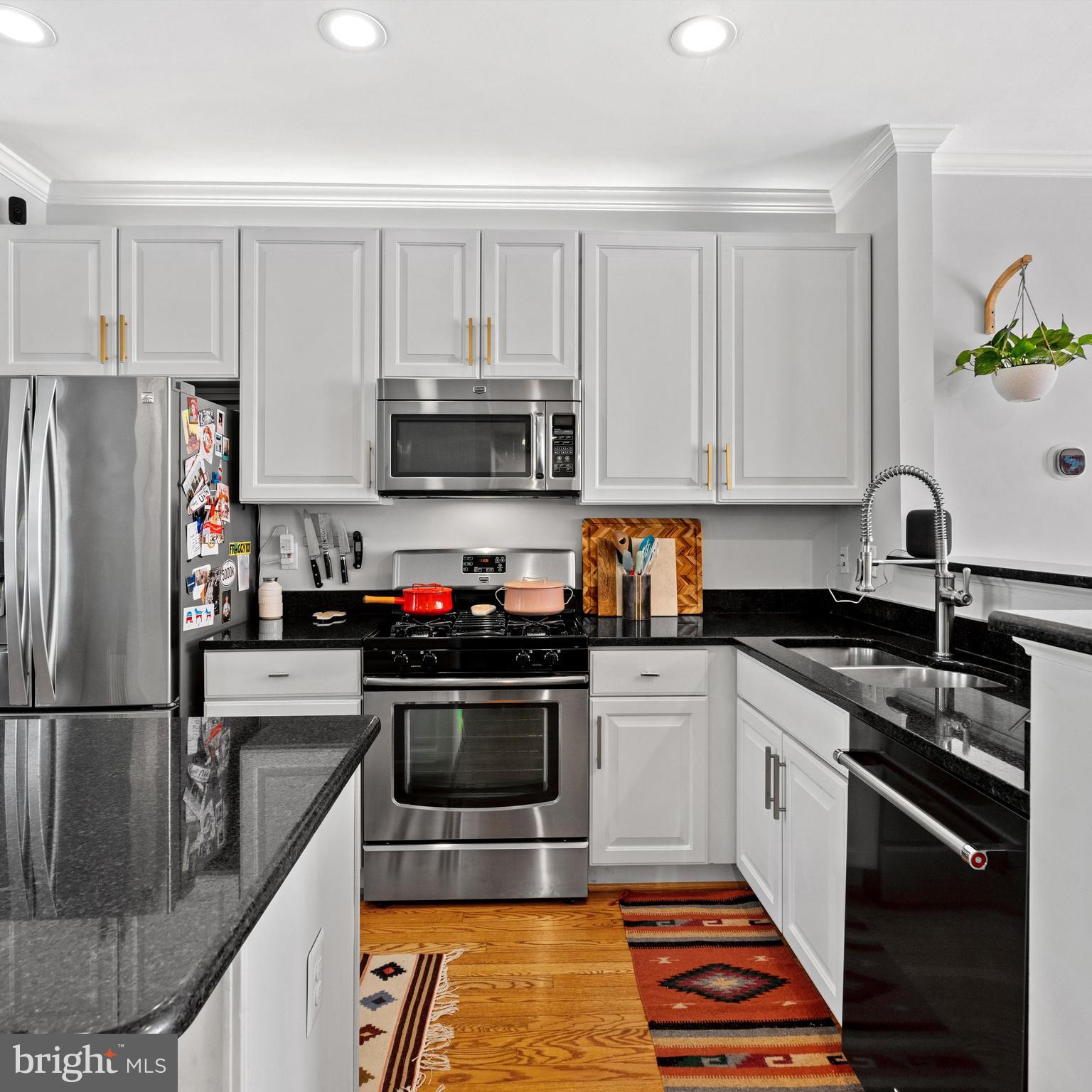 CAMERON STATION - Residential