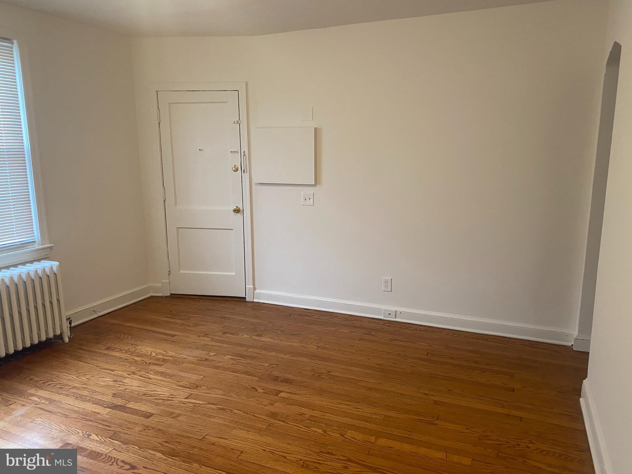 426 E GLENDALE AVENUE 2