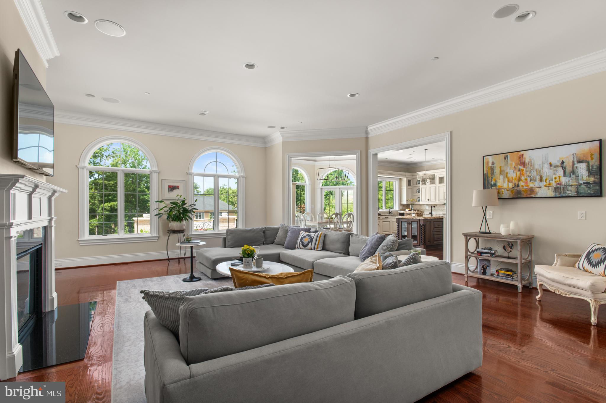 POTOMAC VILLAGE - Residential