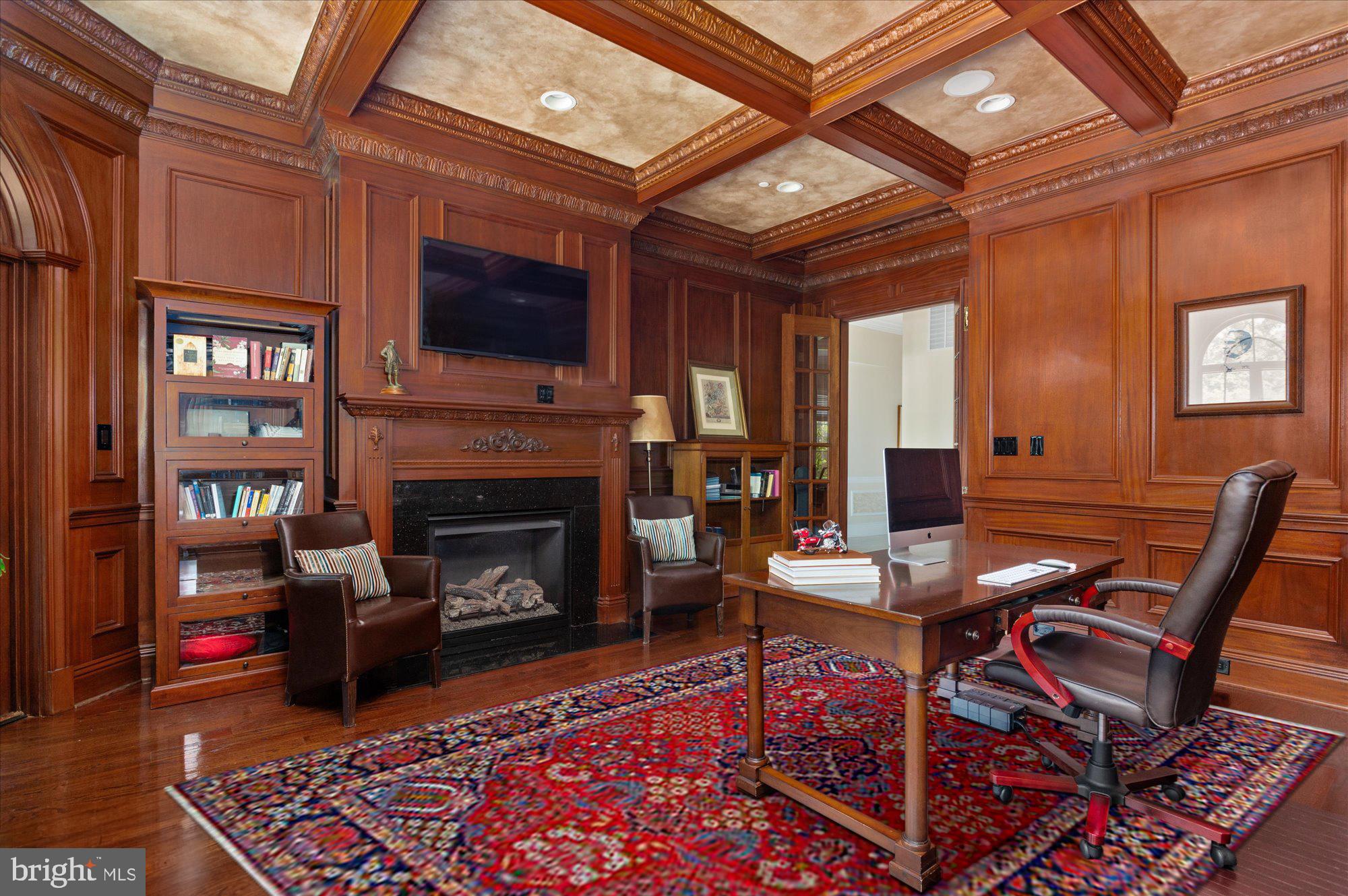 POTOMAC VILLAGE - Residential