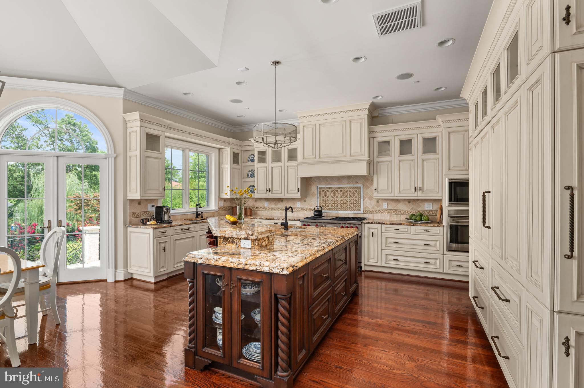 POTOMAC VILLAGE - Residential