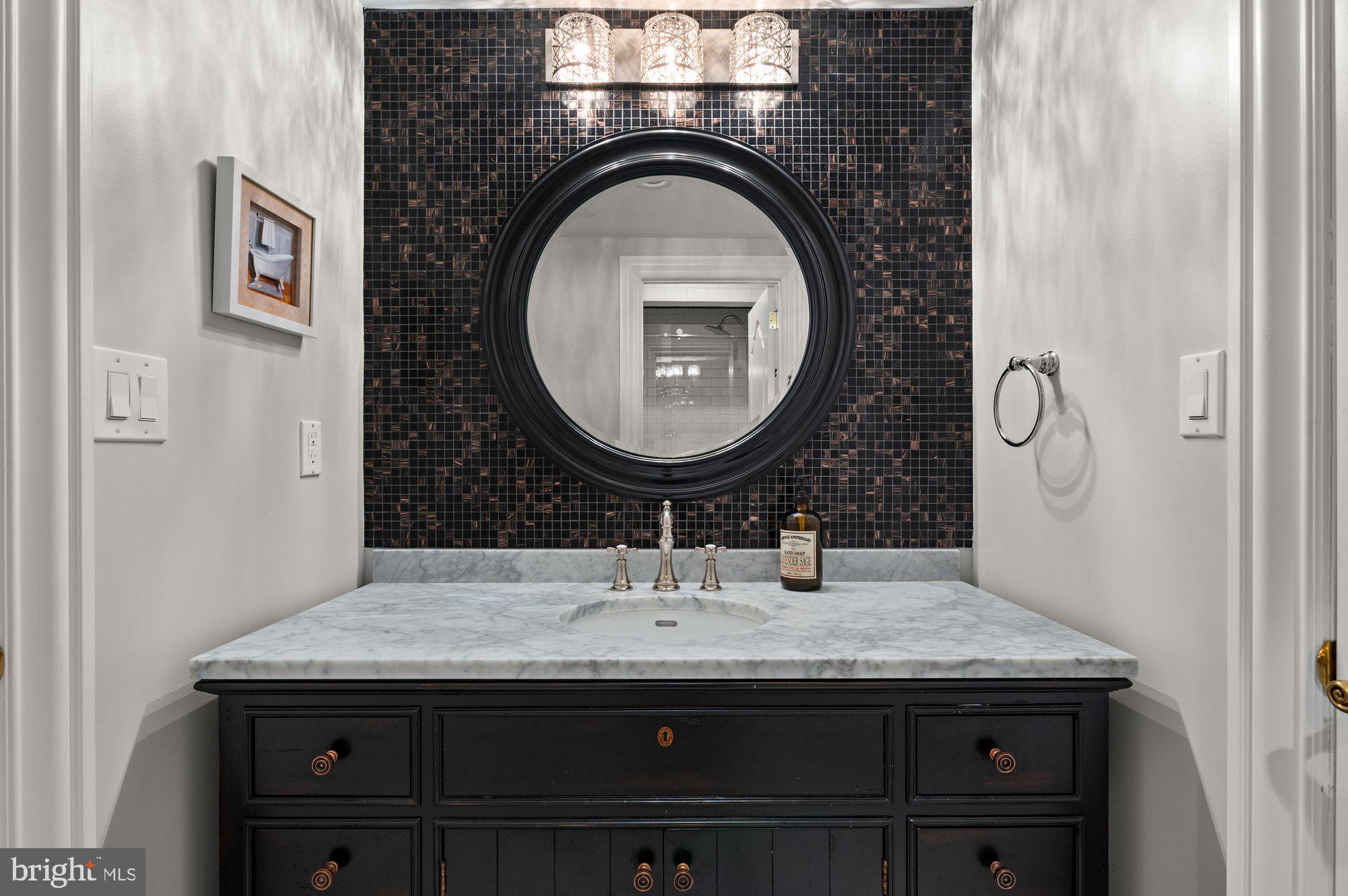 POTOMAC VILLAGE - Residential