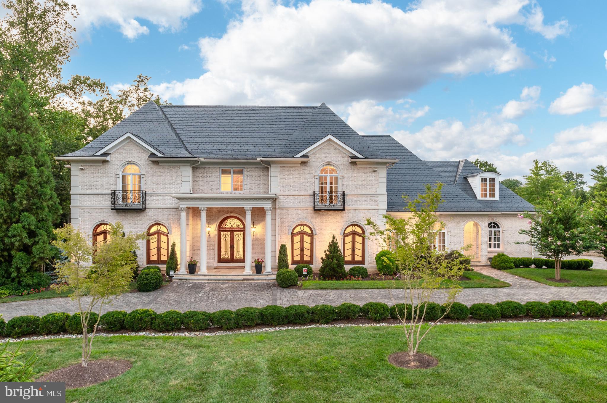 POTOMAC VILLAGE - Residential