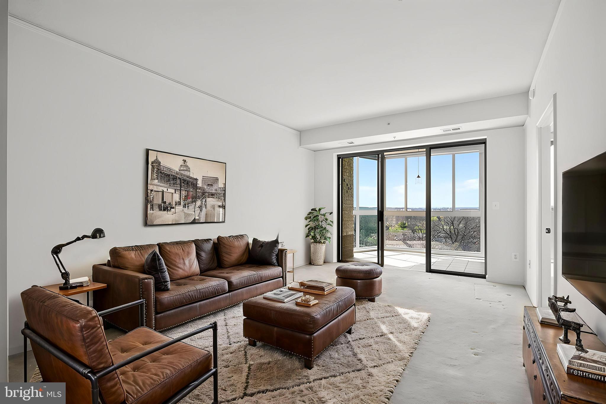 LANSDOWNE WOODS - Residential