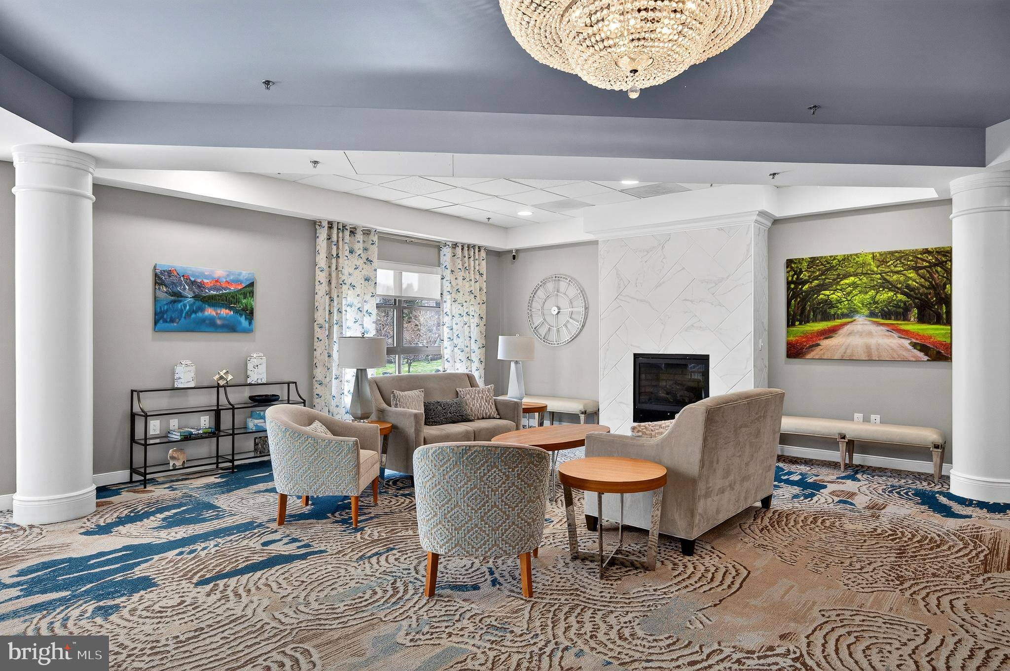 LANSDOWNE WOODS - Residential