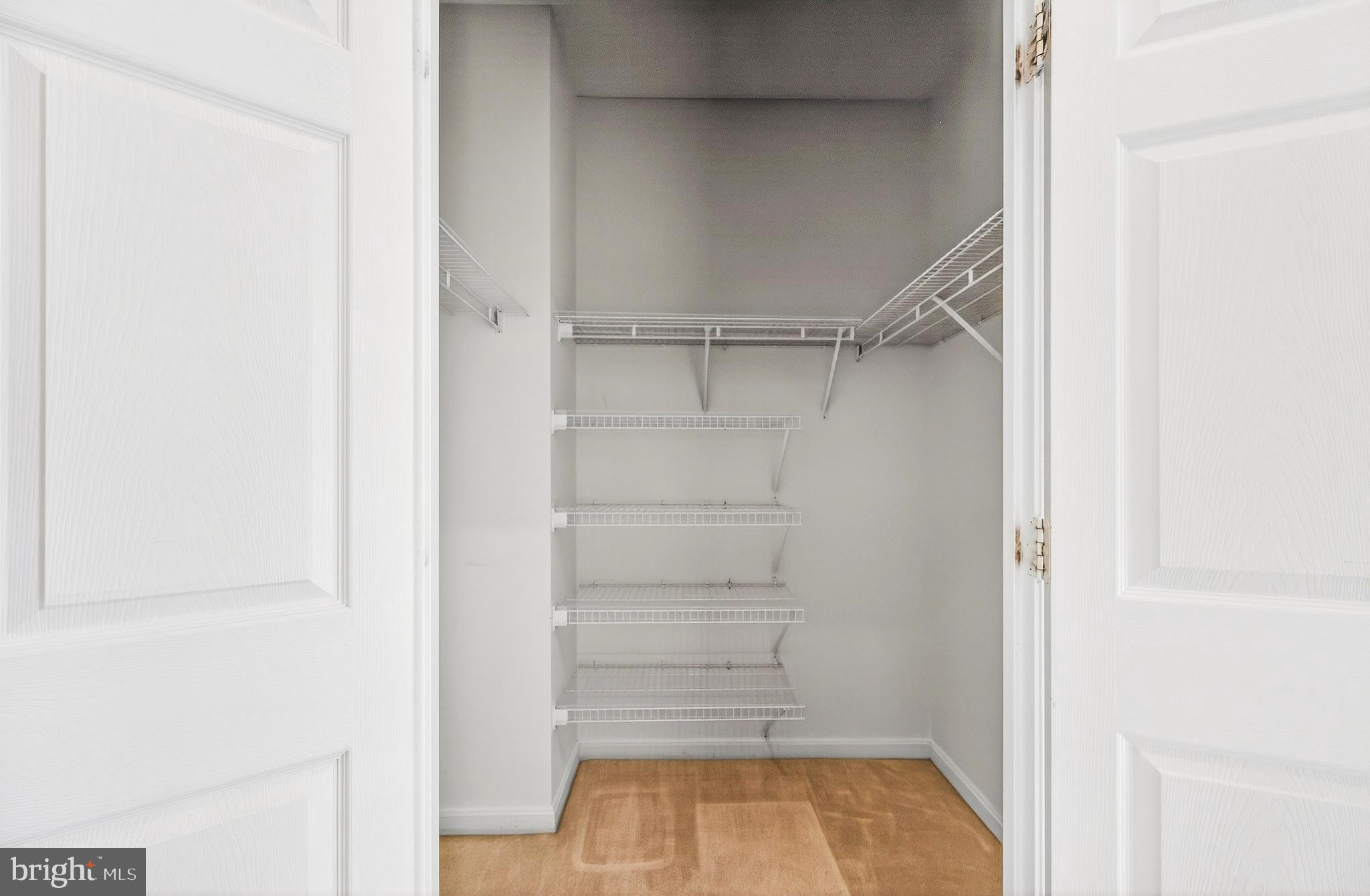 LANSDOWNE WOODS - Residential