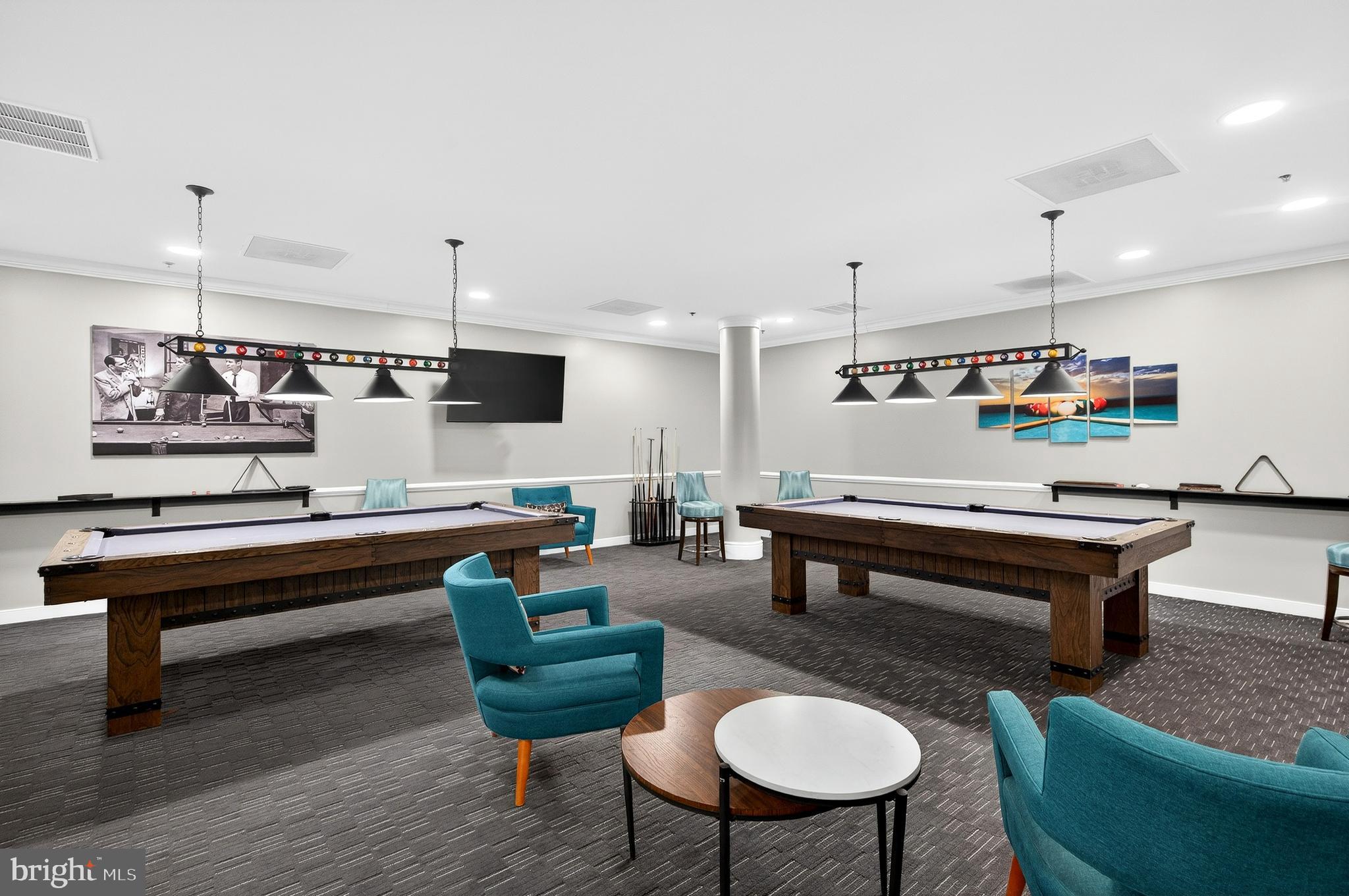 LANSDOWNE WOODS - Residential