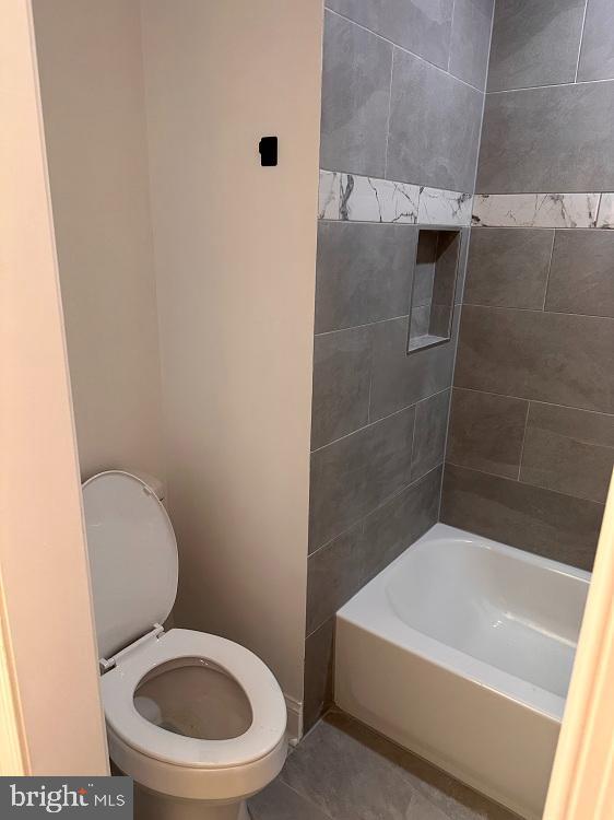 HILLCREST TOWNE - Residential