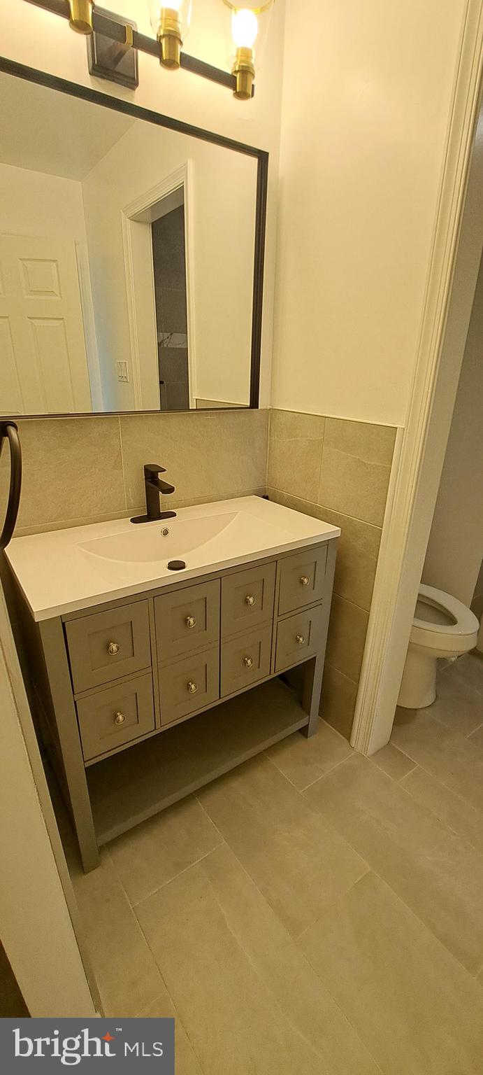 HILLCREST TOWNE - Residential