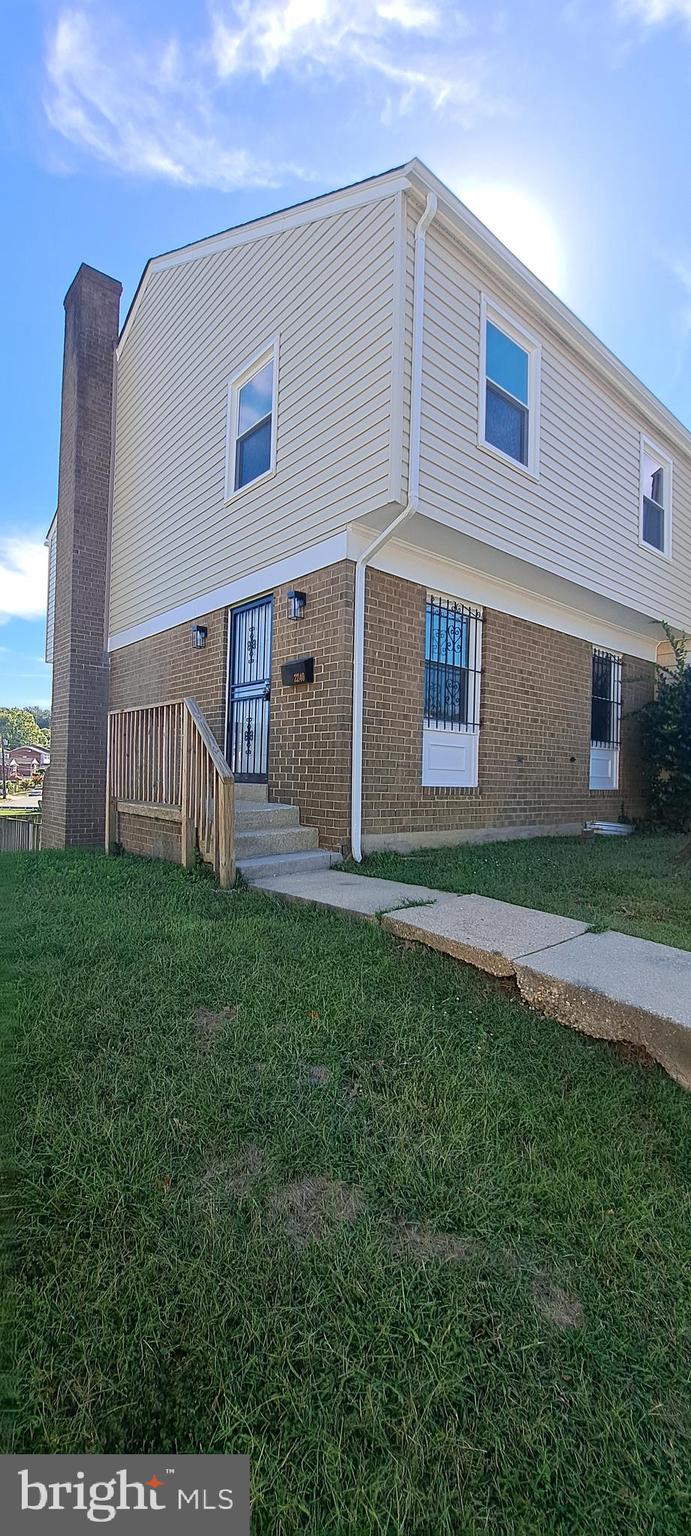 HILLCREST TOWNE - Residential