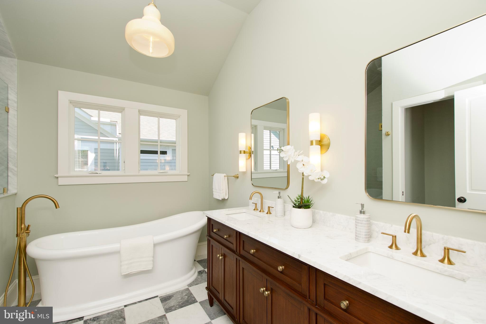 DEL RAY - Residential