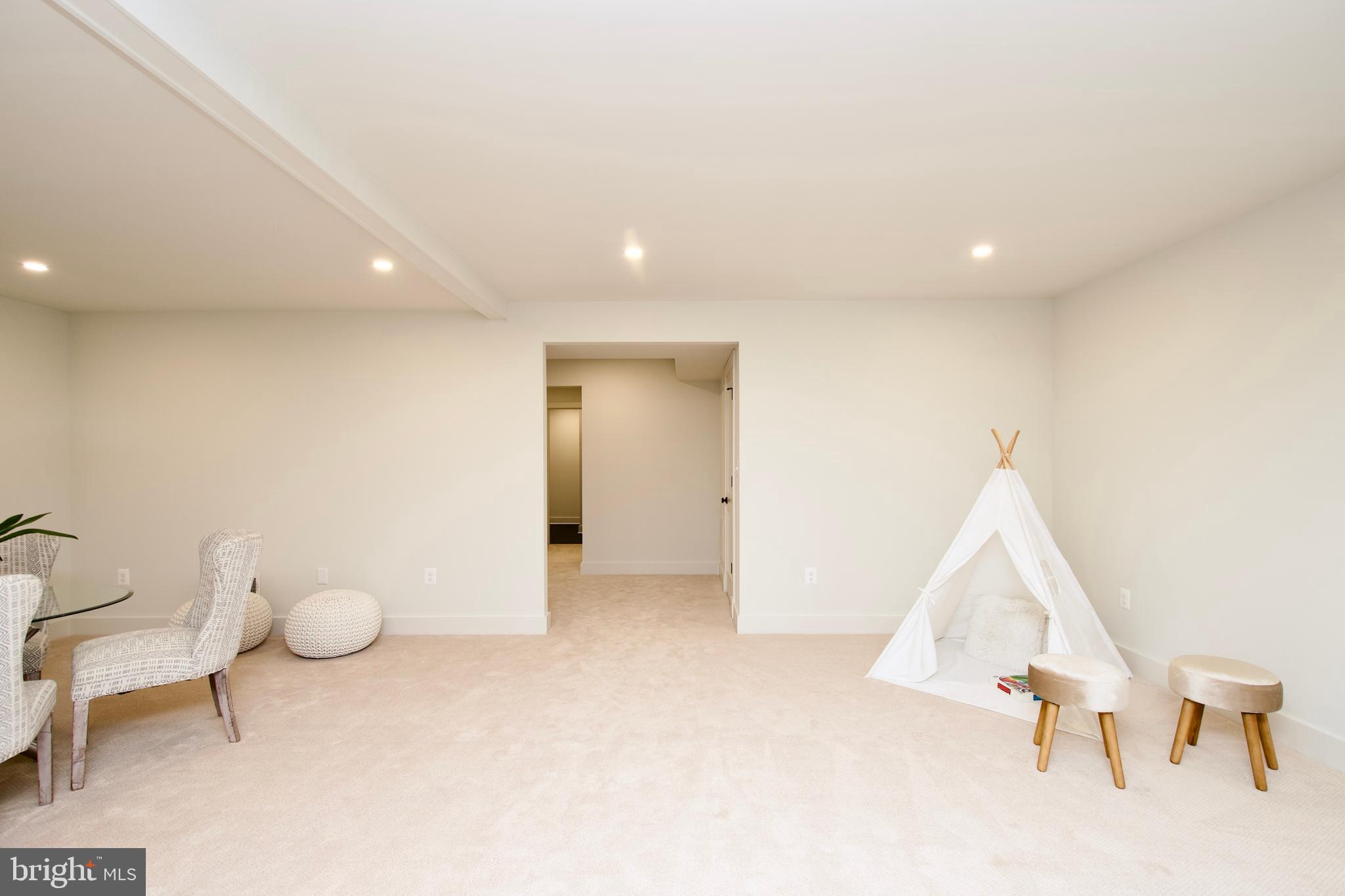 DEL RAY - Residential