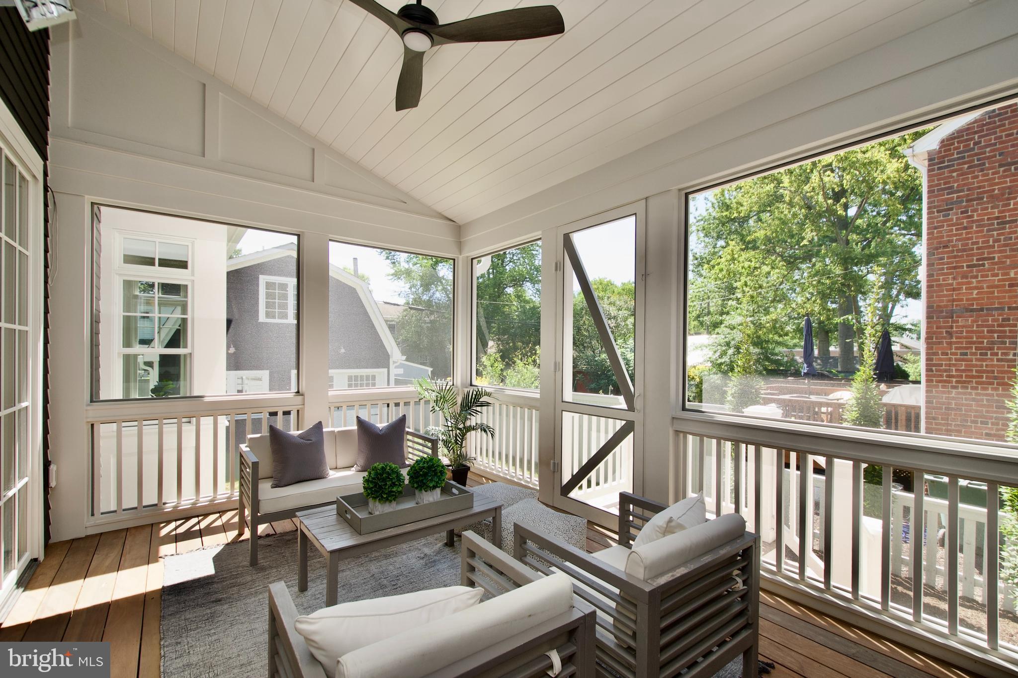 DEL RAY - Residential