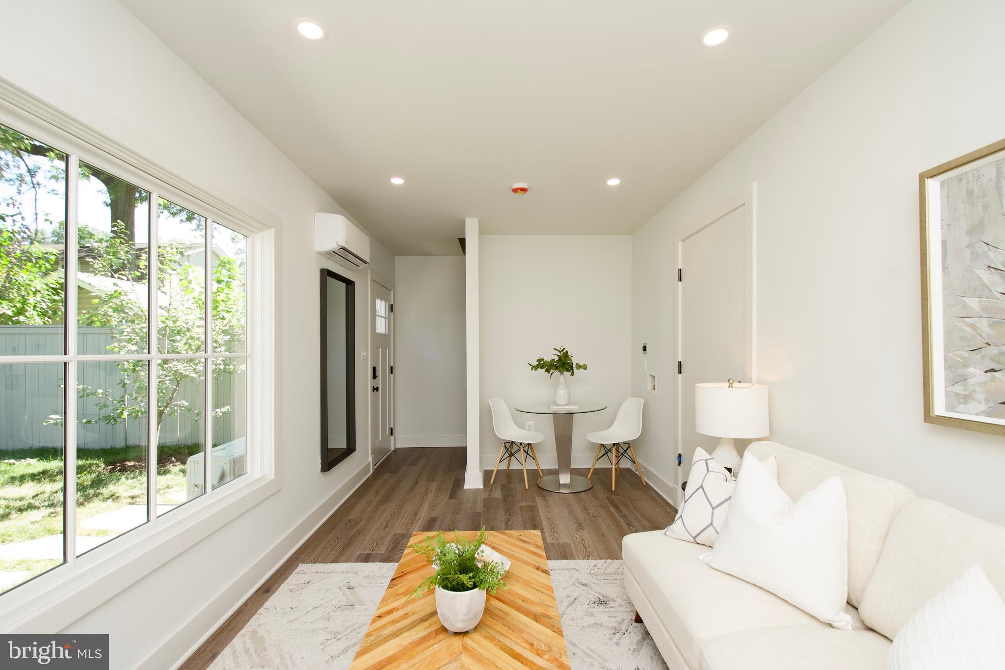 DEL RAY - Residential