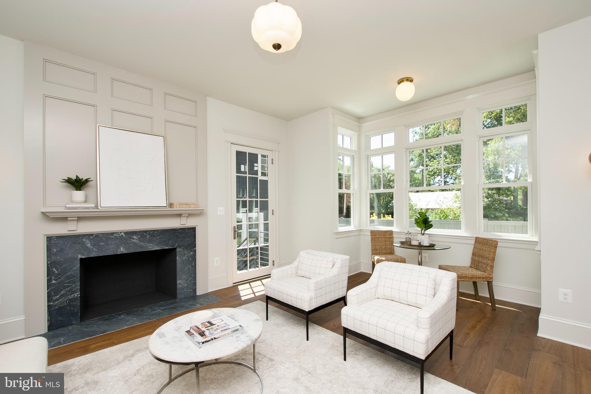 DEL RAY - Residential