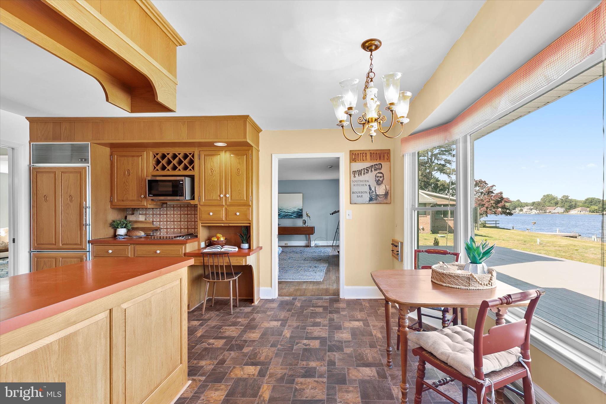 EDGEWATER ESTATES - Residential