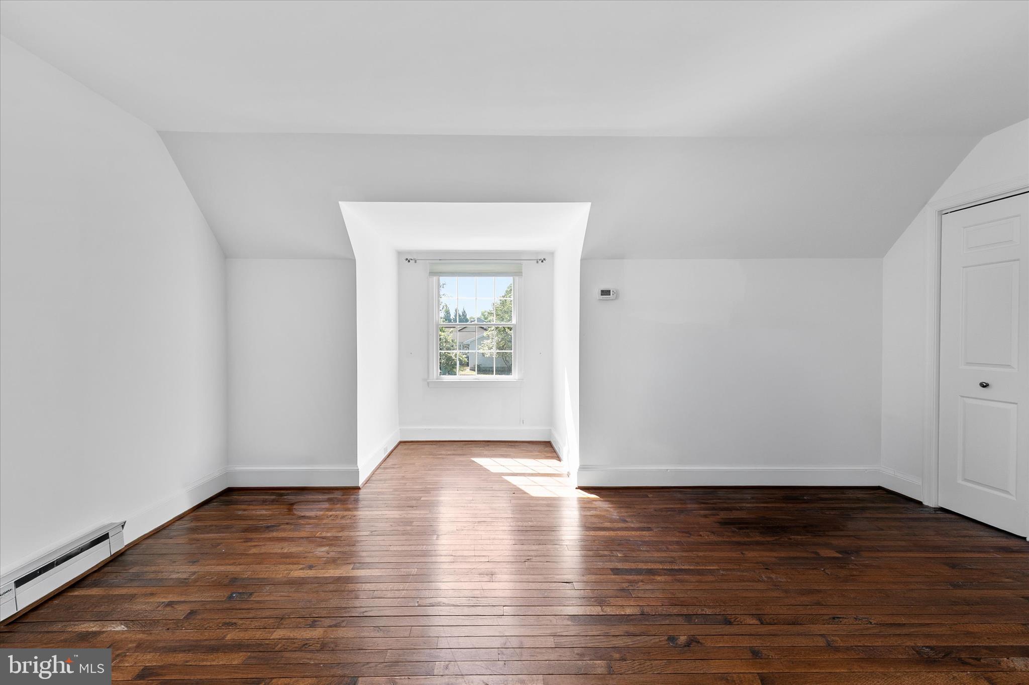 EDGEWATER ESTATES - Residential