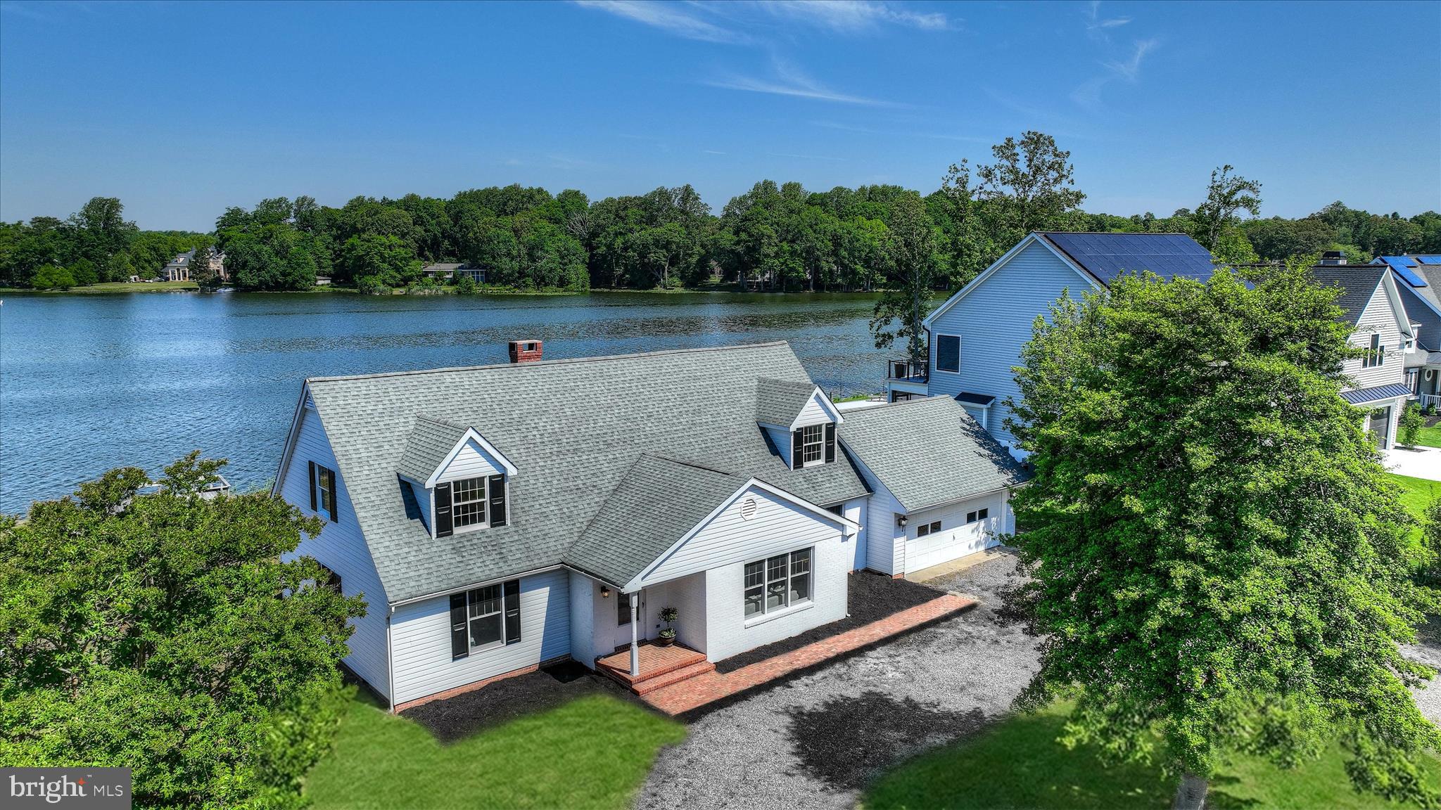 EDGEWATER ESTATES - Residential
