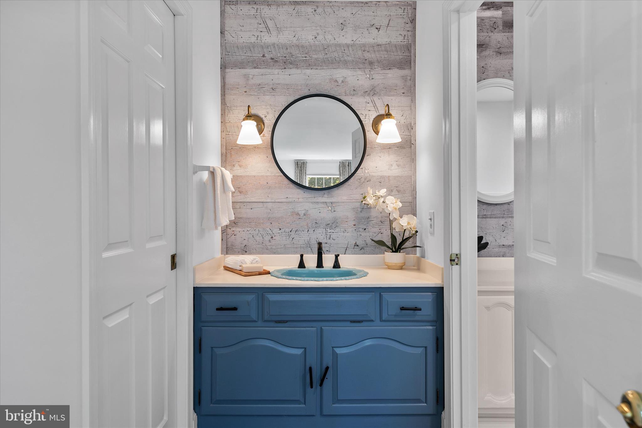 EDGEWATER ESTATES - Residential