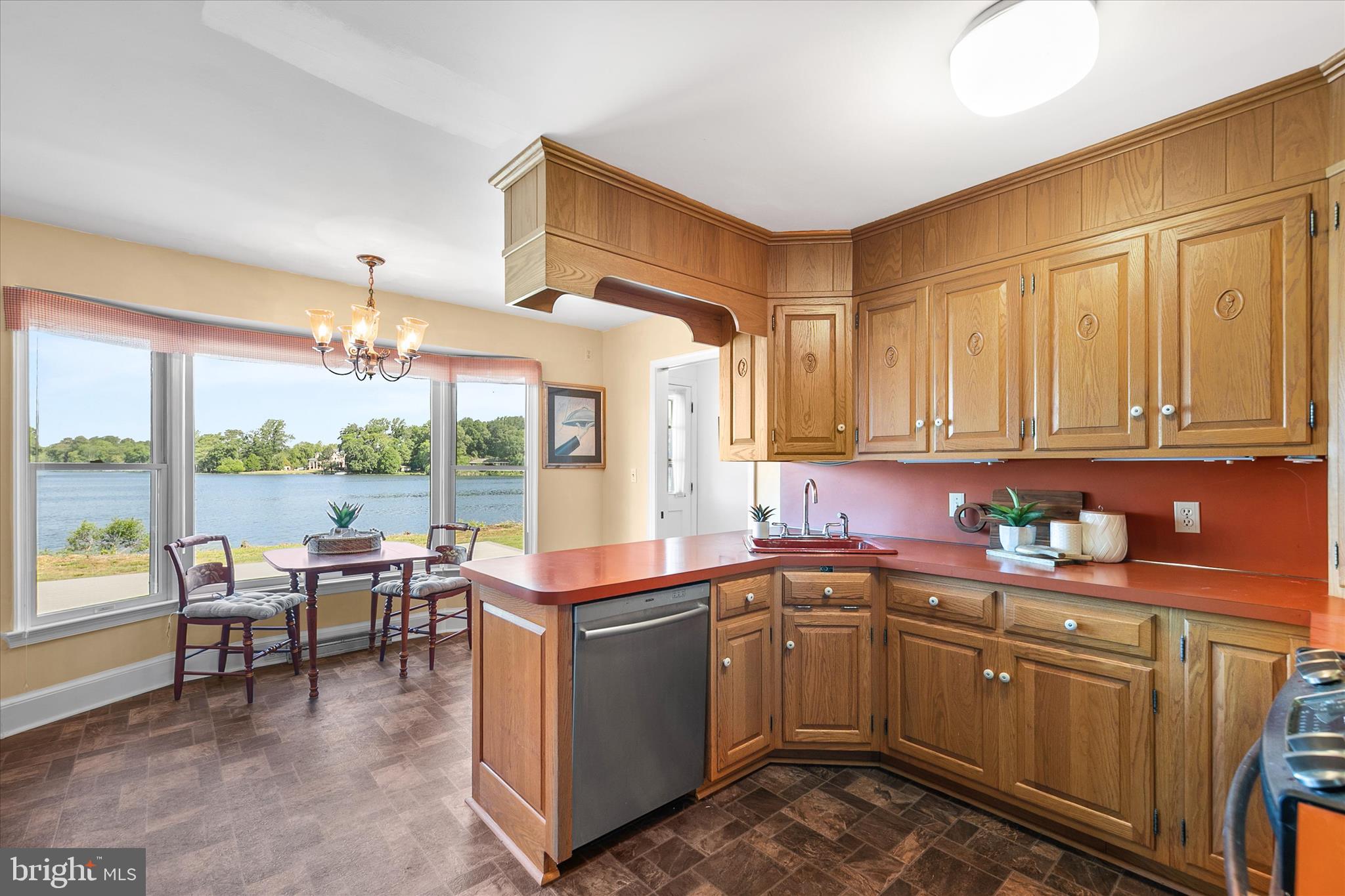 EDGEWATER ESTATES - Residential