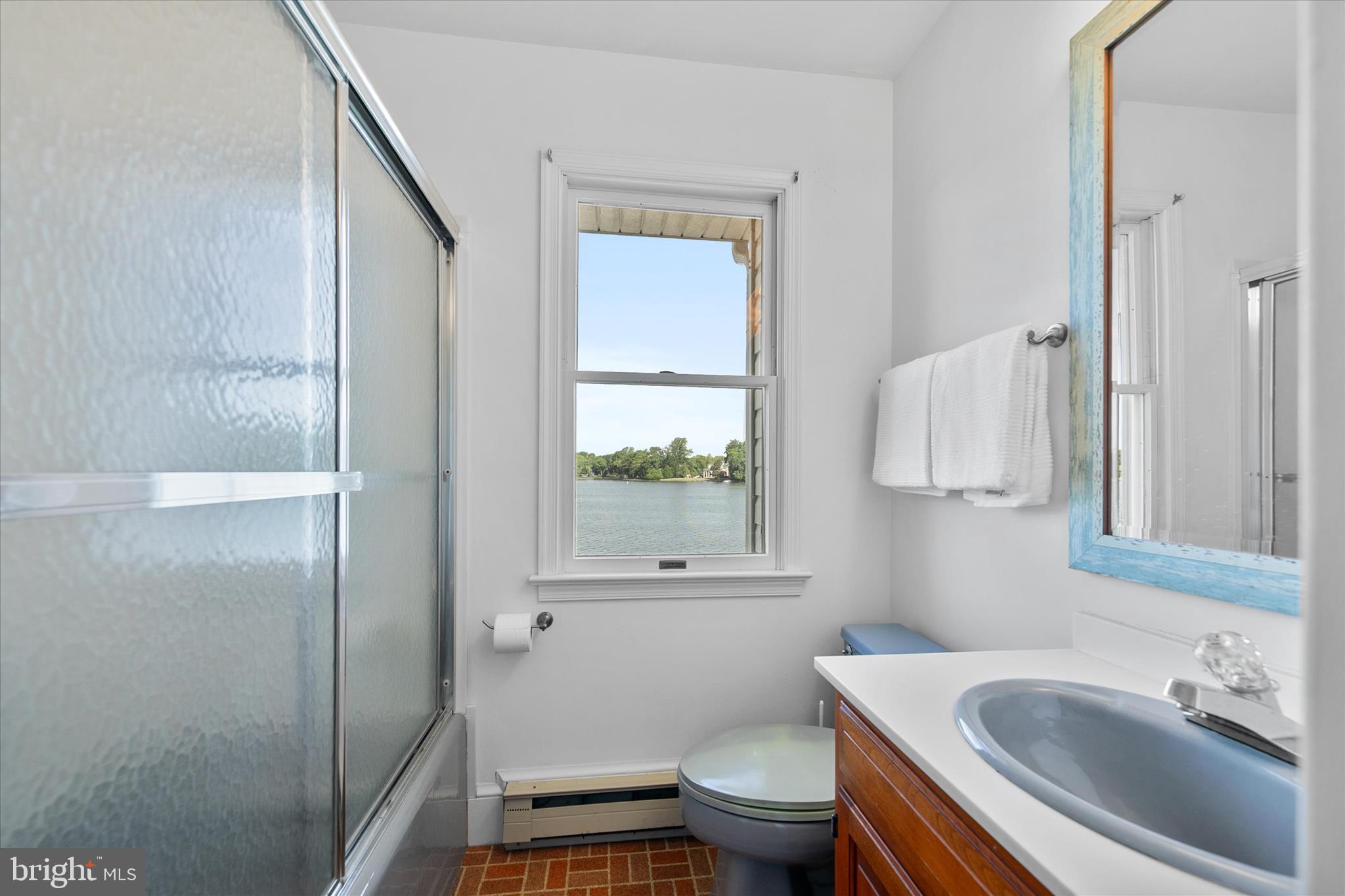 EDGEWATER ESTATES - Residential