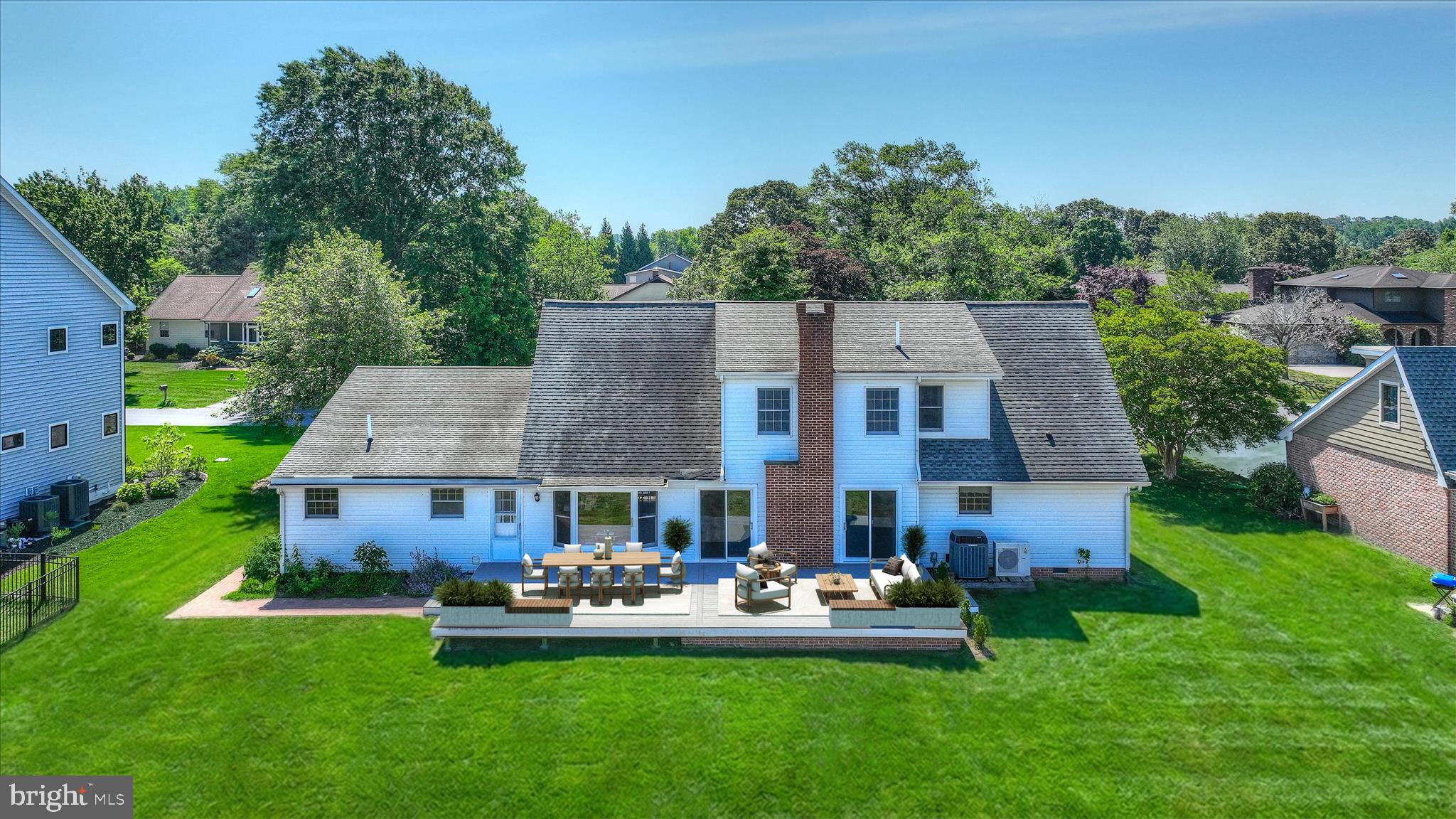 EDGEWATER ESTATES - Residential