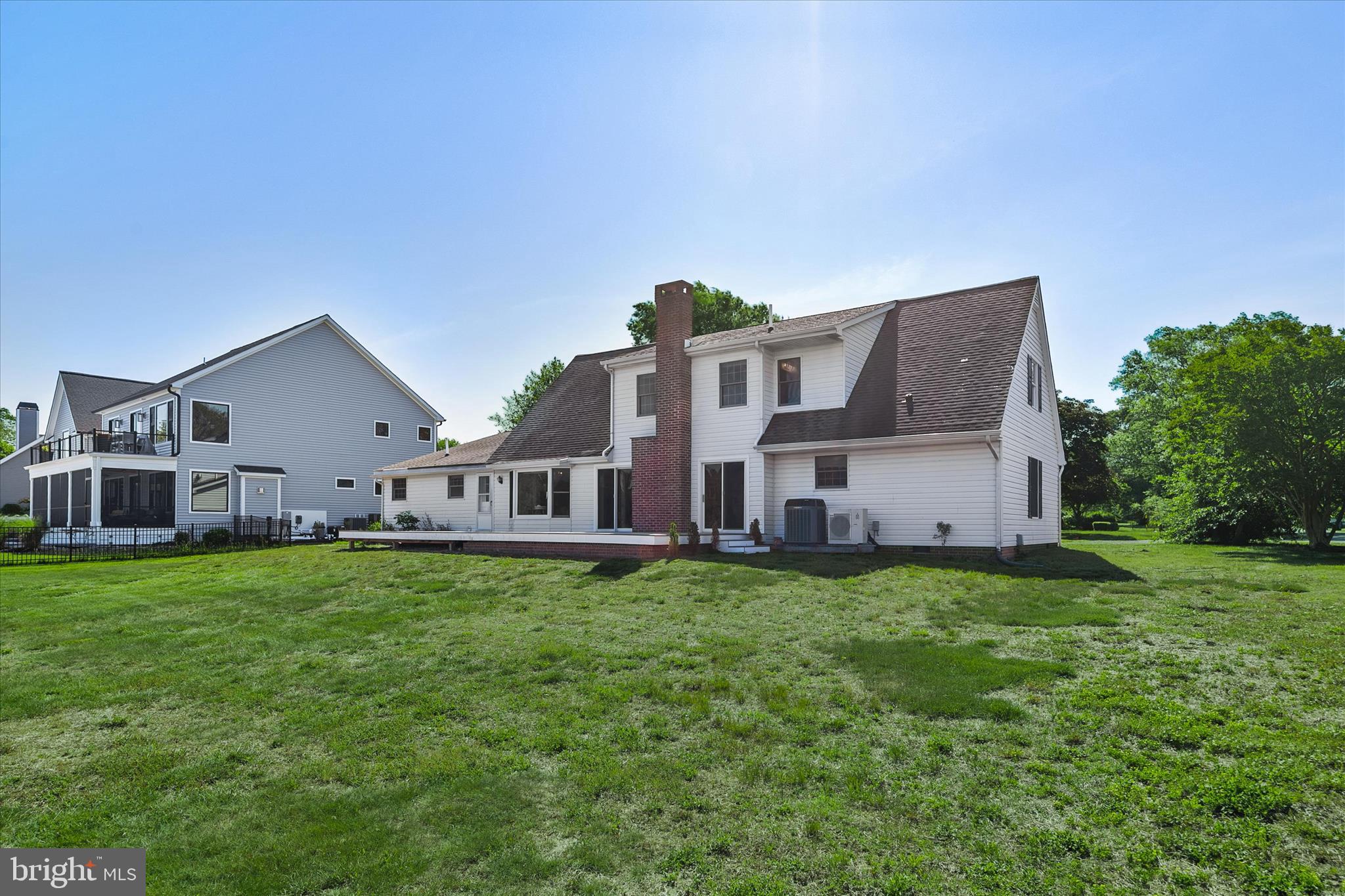 EDGEWATER ESTATES - Residential