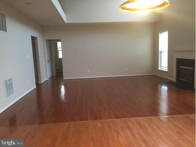 GLENKIRK ESTATES - Residential Lease