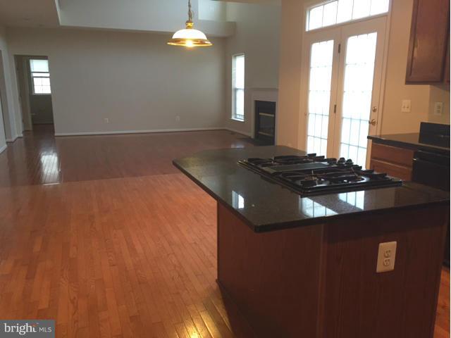 GLENKIRK ESTATES - Residential Lease