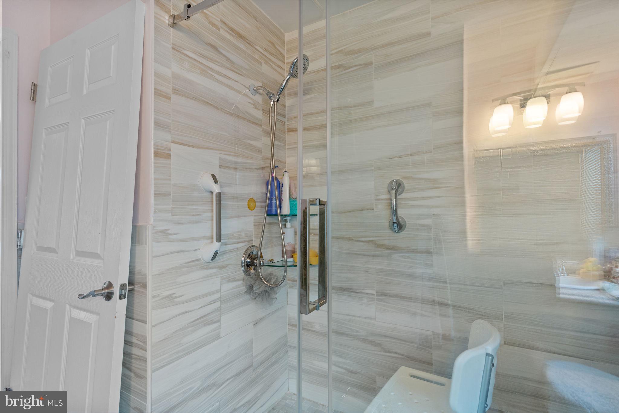 SOMERTON - Residential