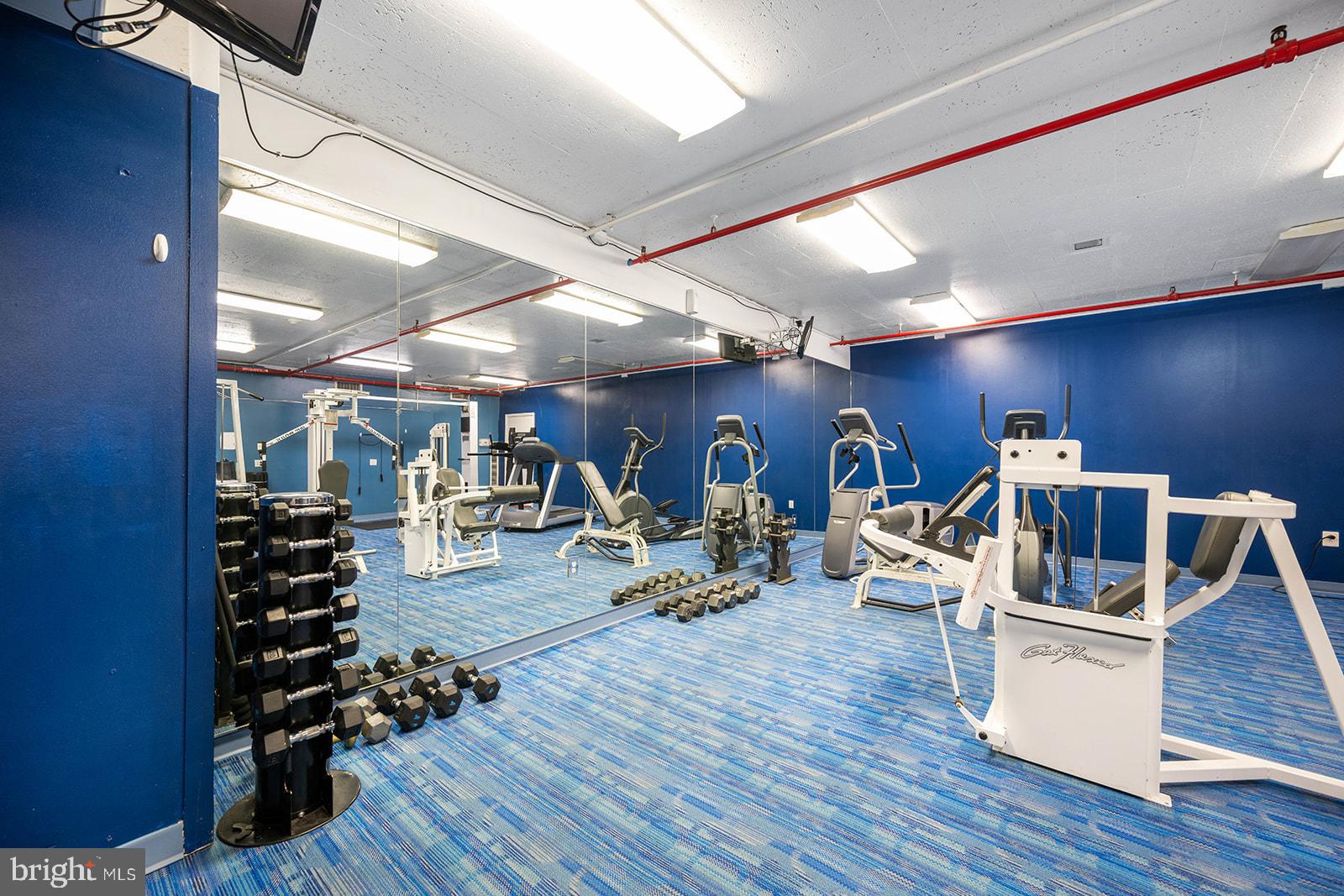 AVENUE OF THE ARTS - Residential Lease