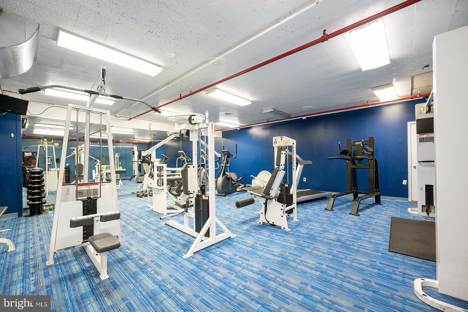 AVENUE OF THE ARTS - Residential Lease